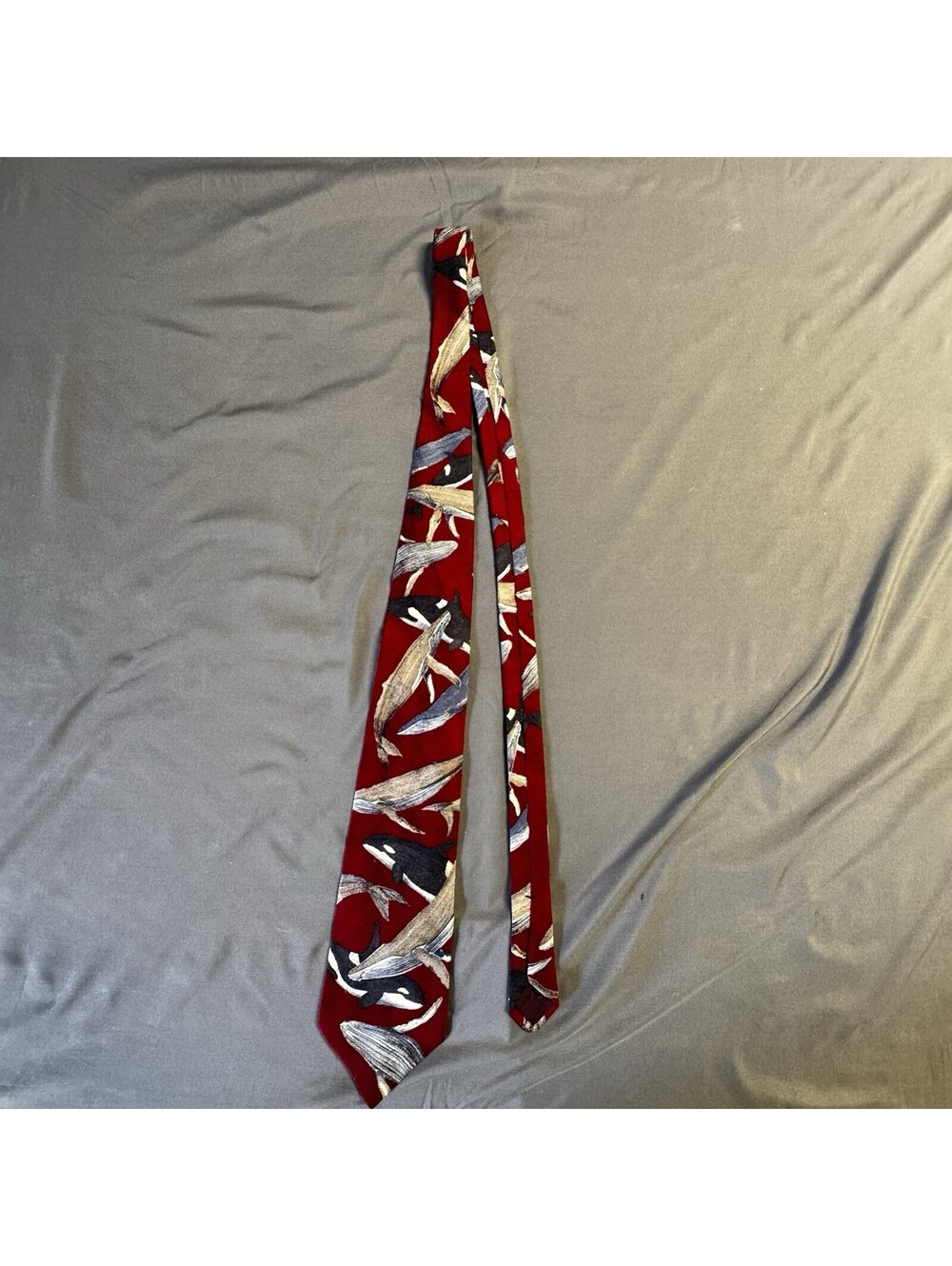 Vintage 1993 WWF World Wildlife Fund Mens Silk Tie Red Whales Orca Humpback⁠